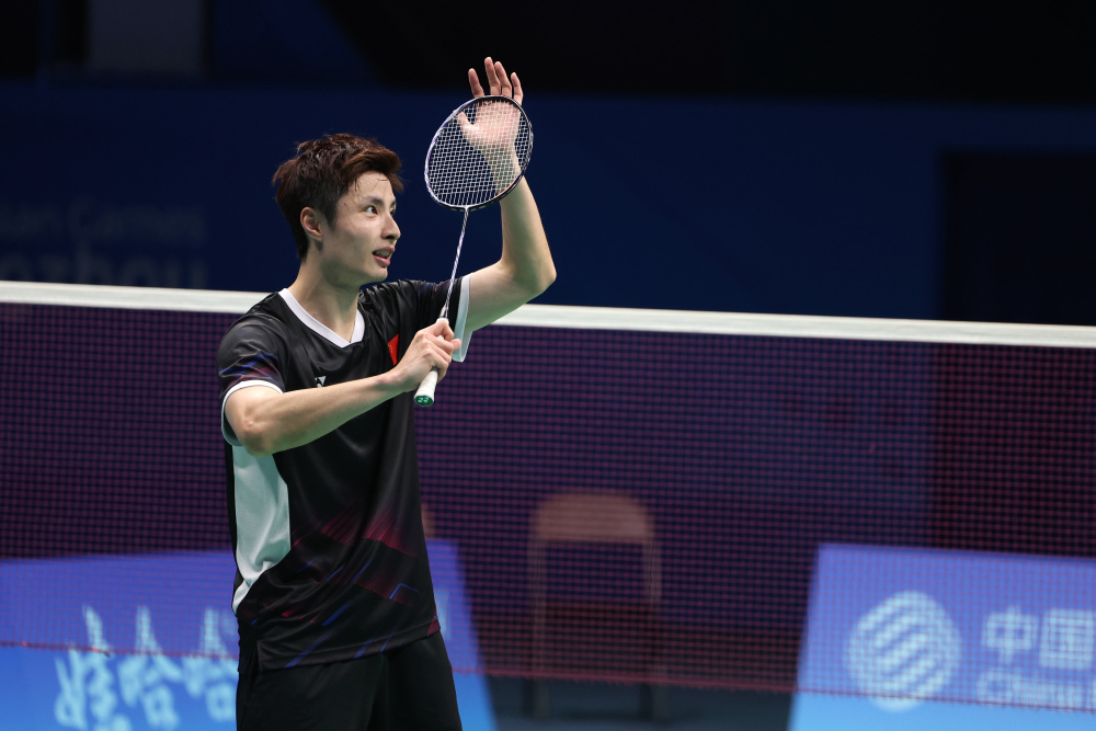 展现出一个 展现出一个