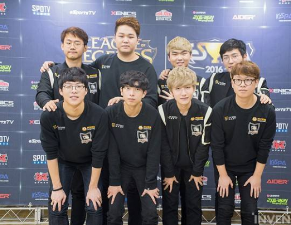 默滕斯都有 默滕斯都有